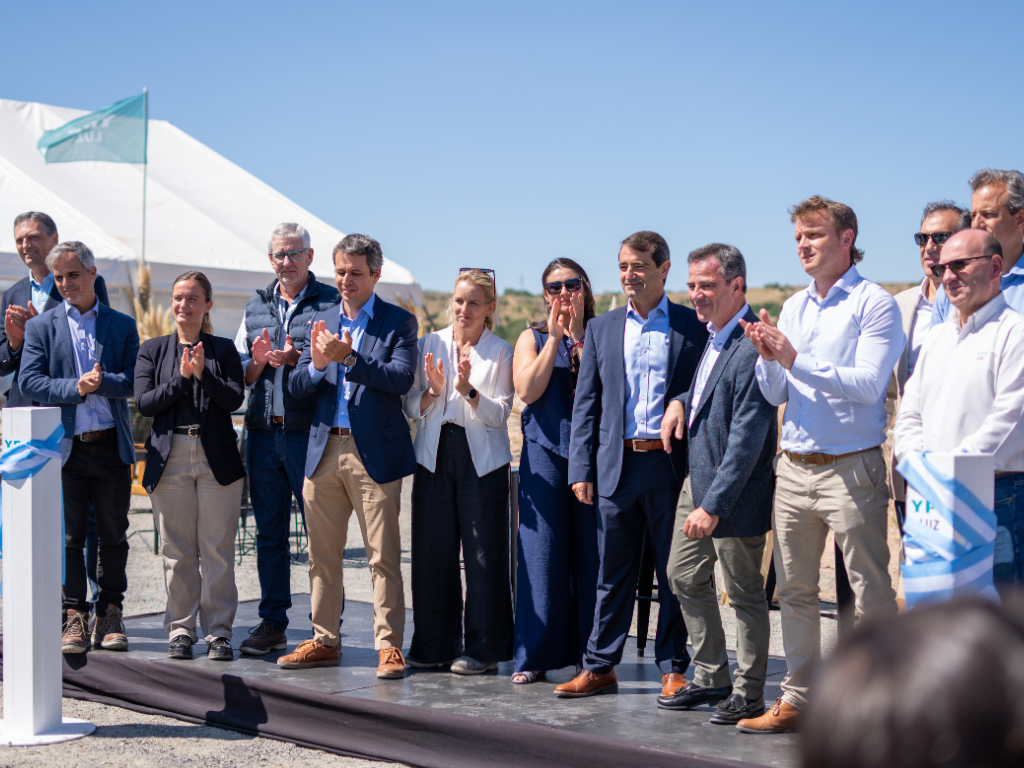 YPF Luz inauguró el Parque Eólico CASA en Olavarría, un desarrollo de autogeneración renovable 